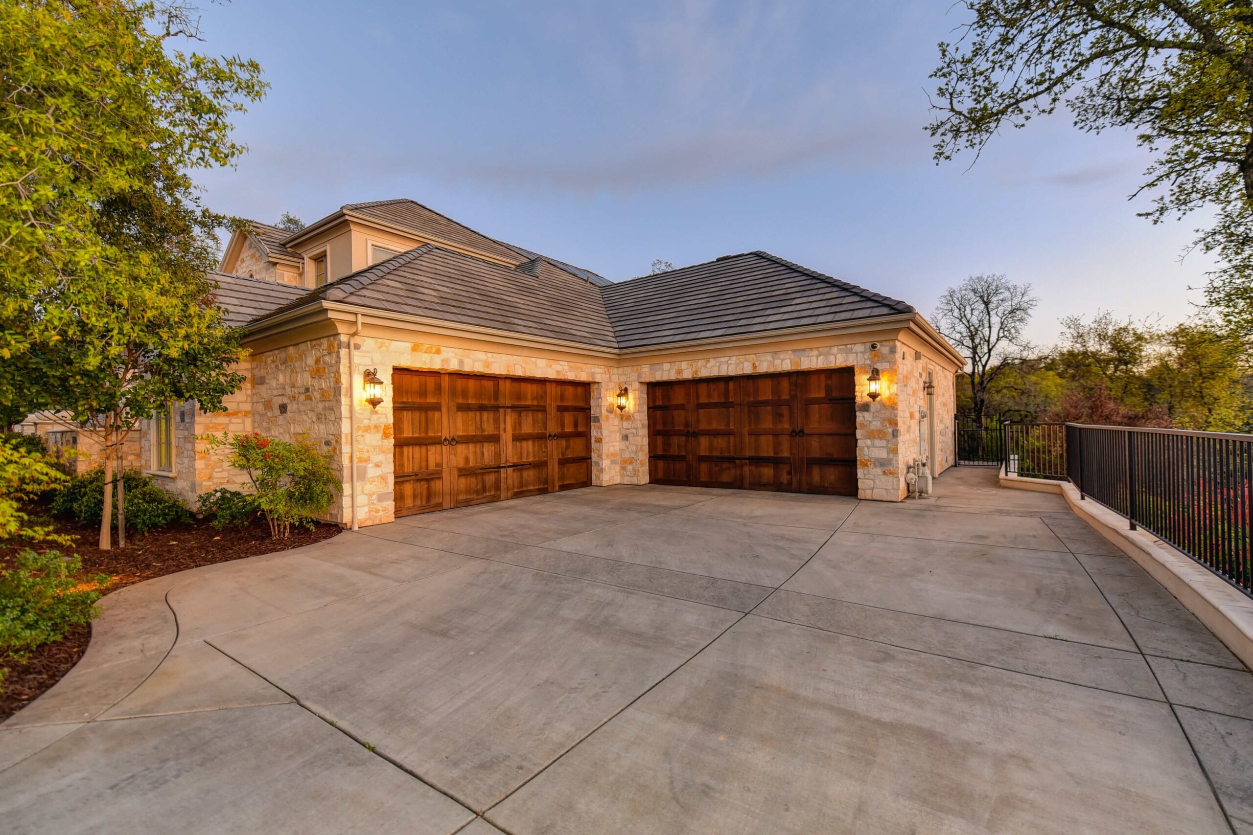 Concrete Driveway Crack Repair: Learn How the Professionals Repair Cracks in Concrete Driveways